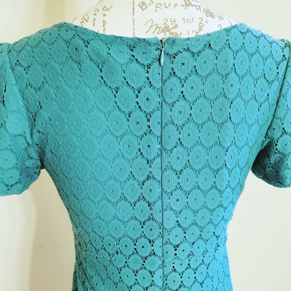 Chris McLaughlin Blue/ Green Crochet Dress - Picture 4 of 5